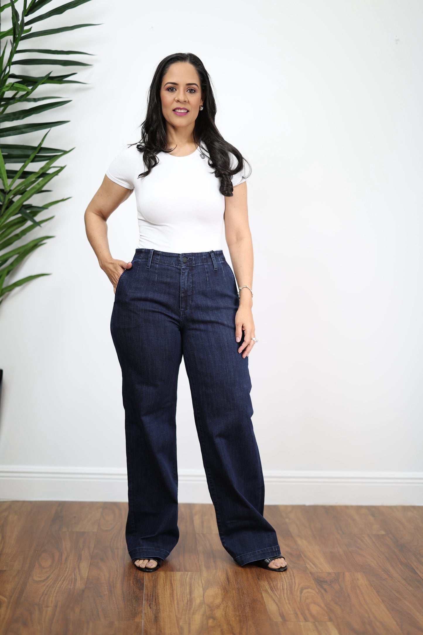 High-Rise Classic Wide-Leg Jeans Dark Indigo