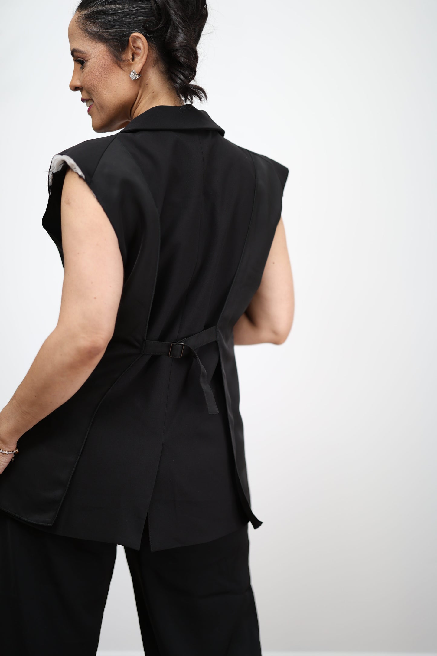 Power Move sleeveless Blazer