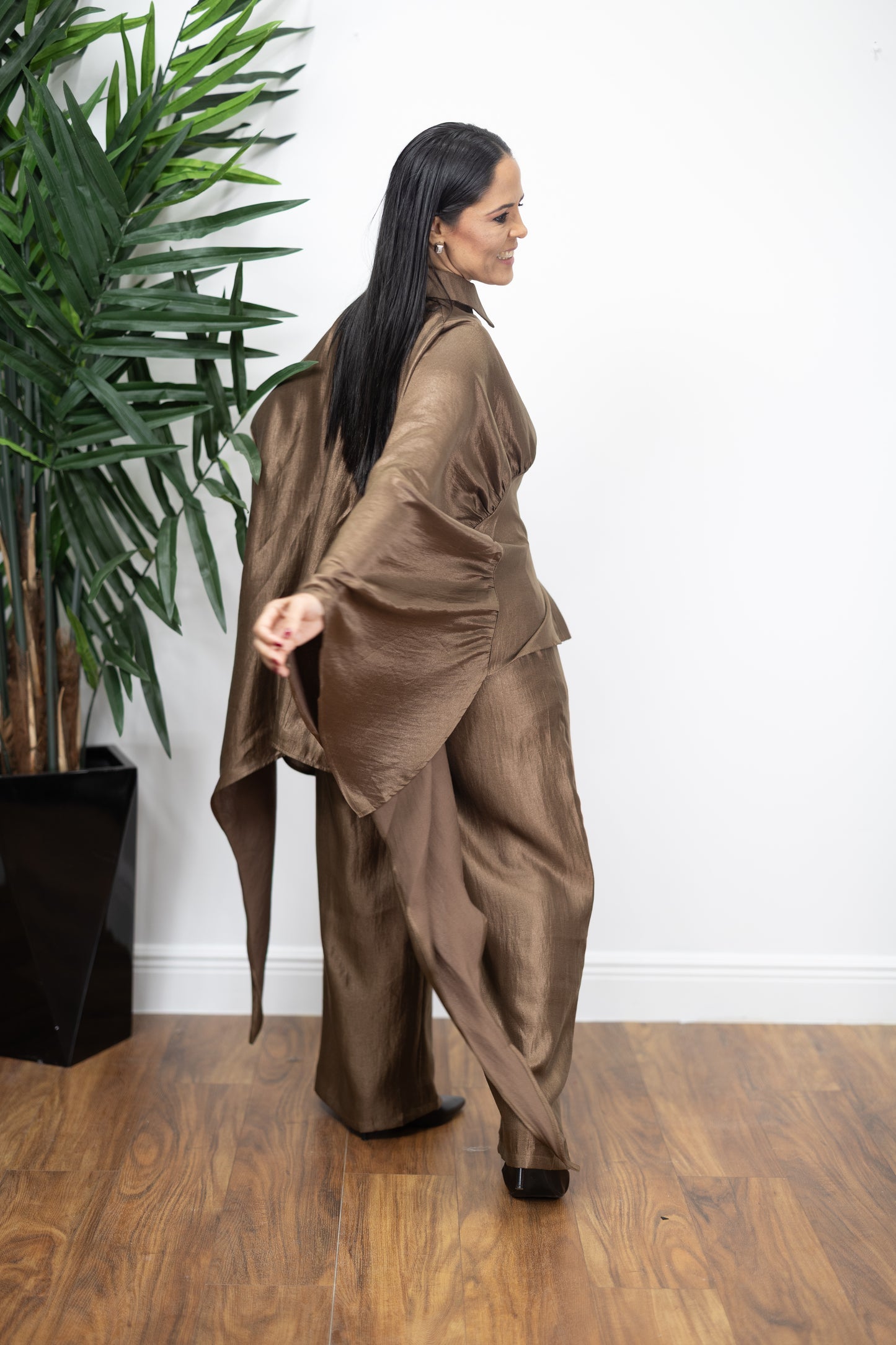 Satin Bronze Flow Set