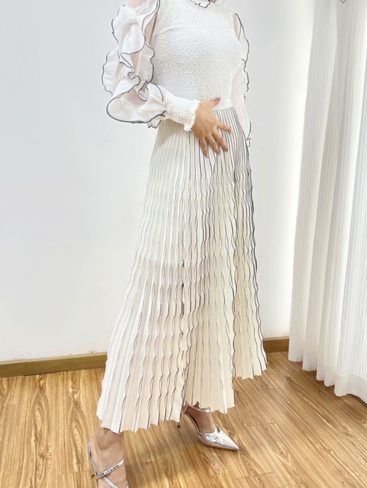 Fabiana Contrast Color Pleating Skirts