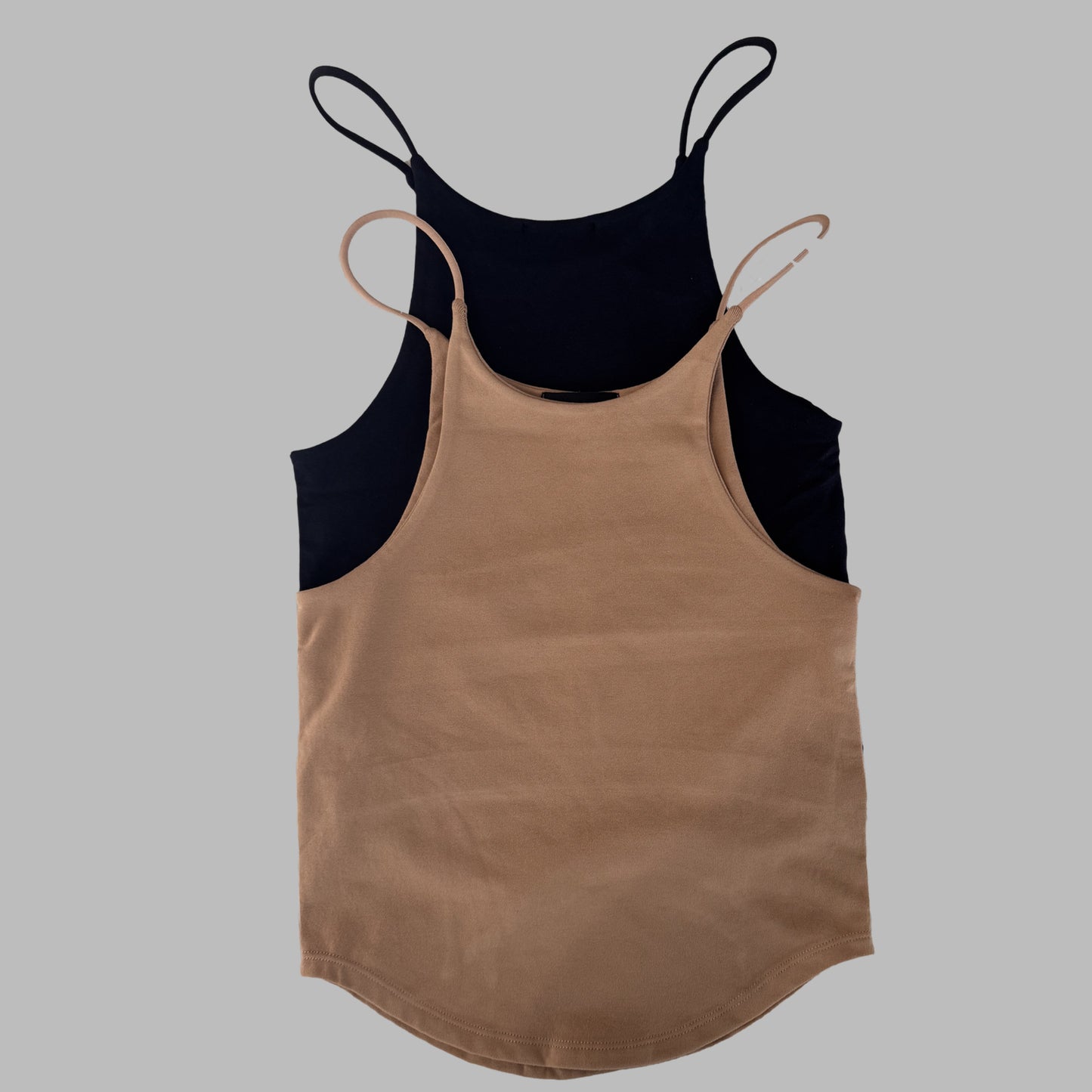 Top de cuello alto tipo racer