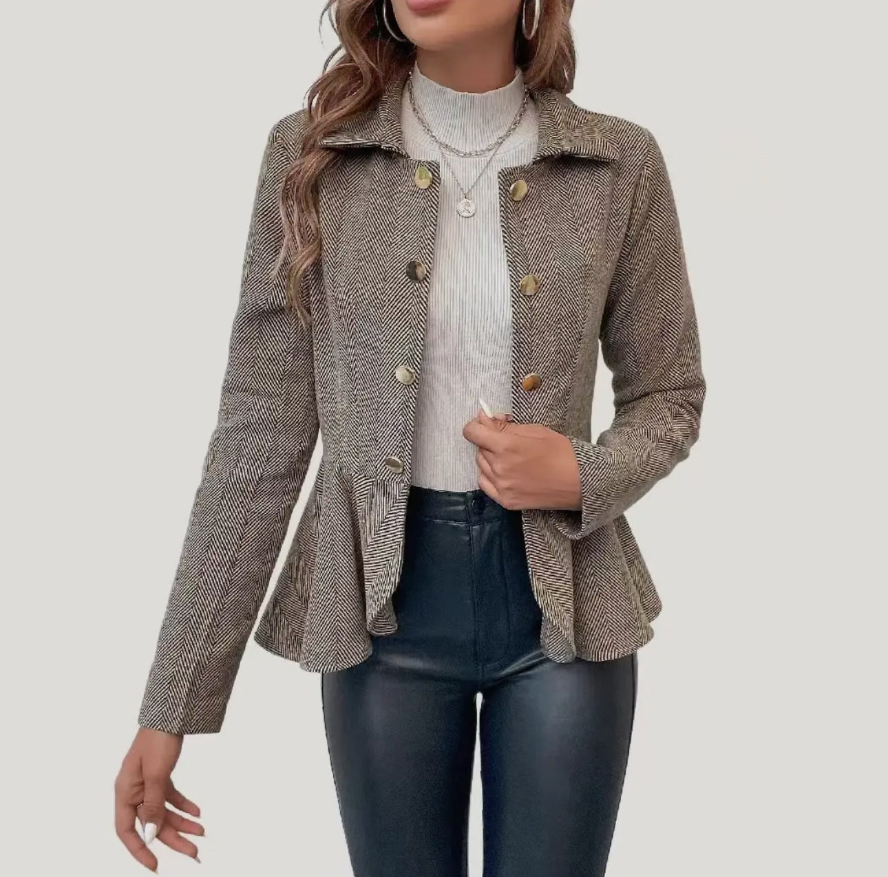 Lili Blazer