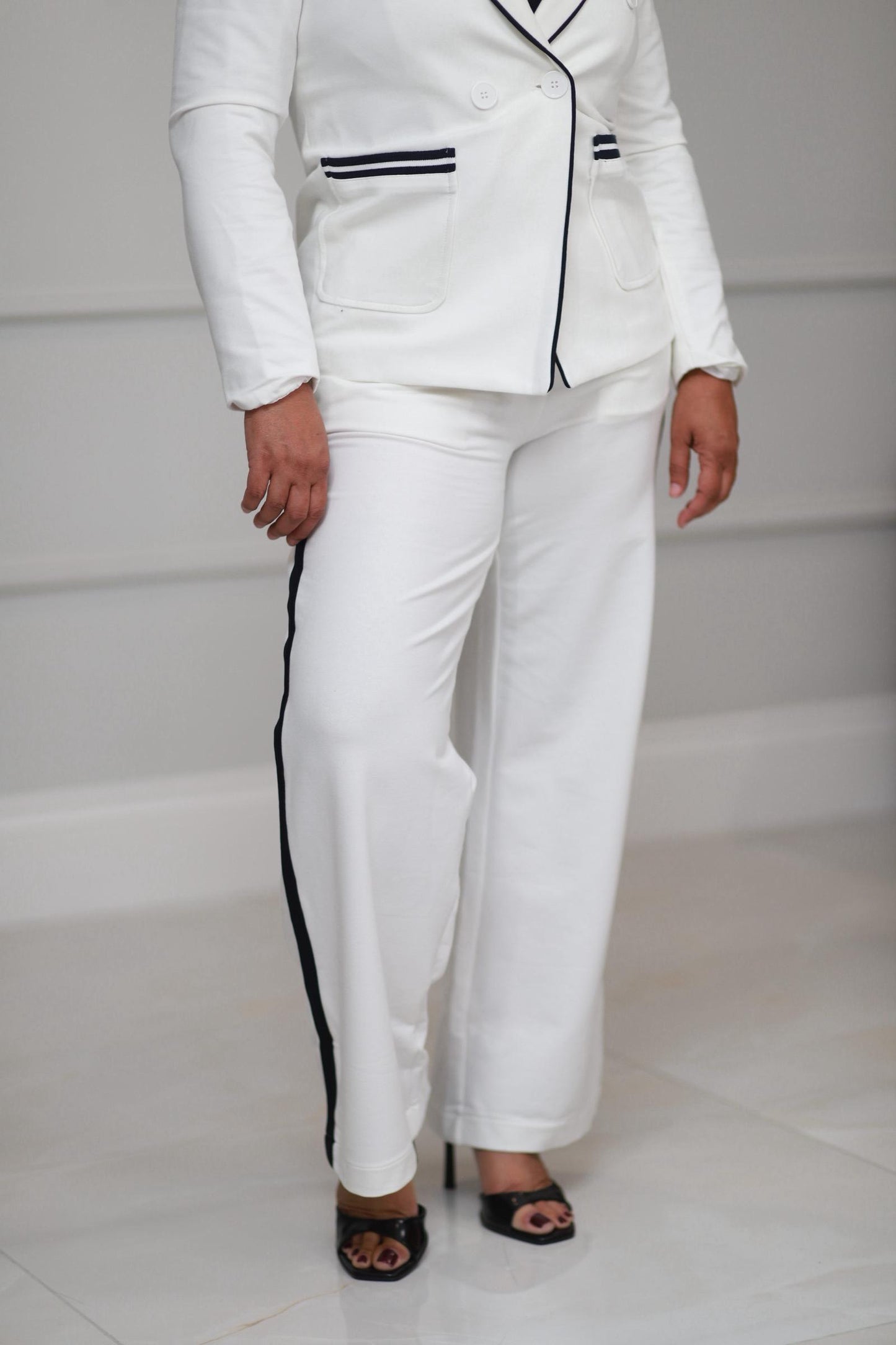 Karla ll Blazer & Pants Suit