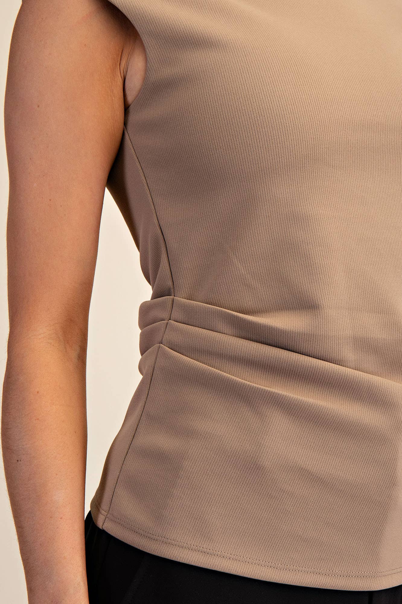 Élite Sculpt Cap Sleeve Top