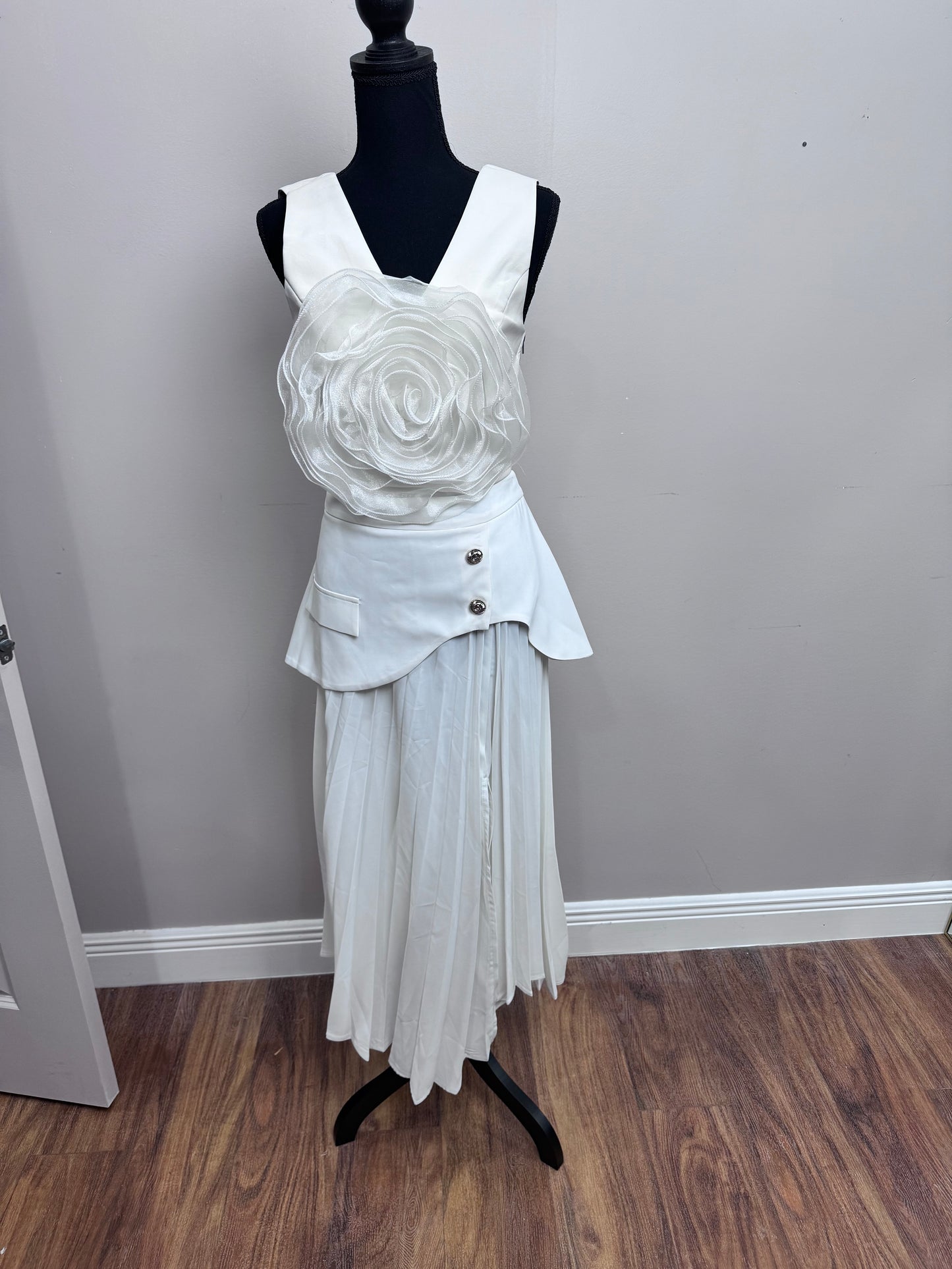 Sienna Peplum Pleated Skirt
