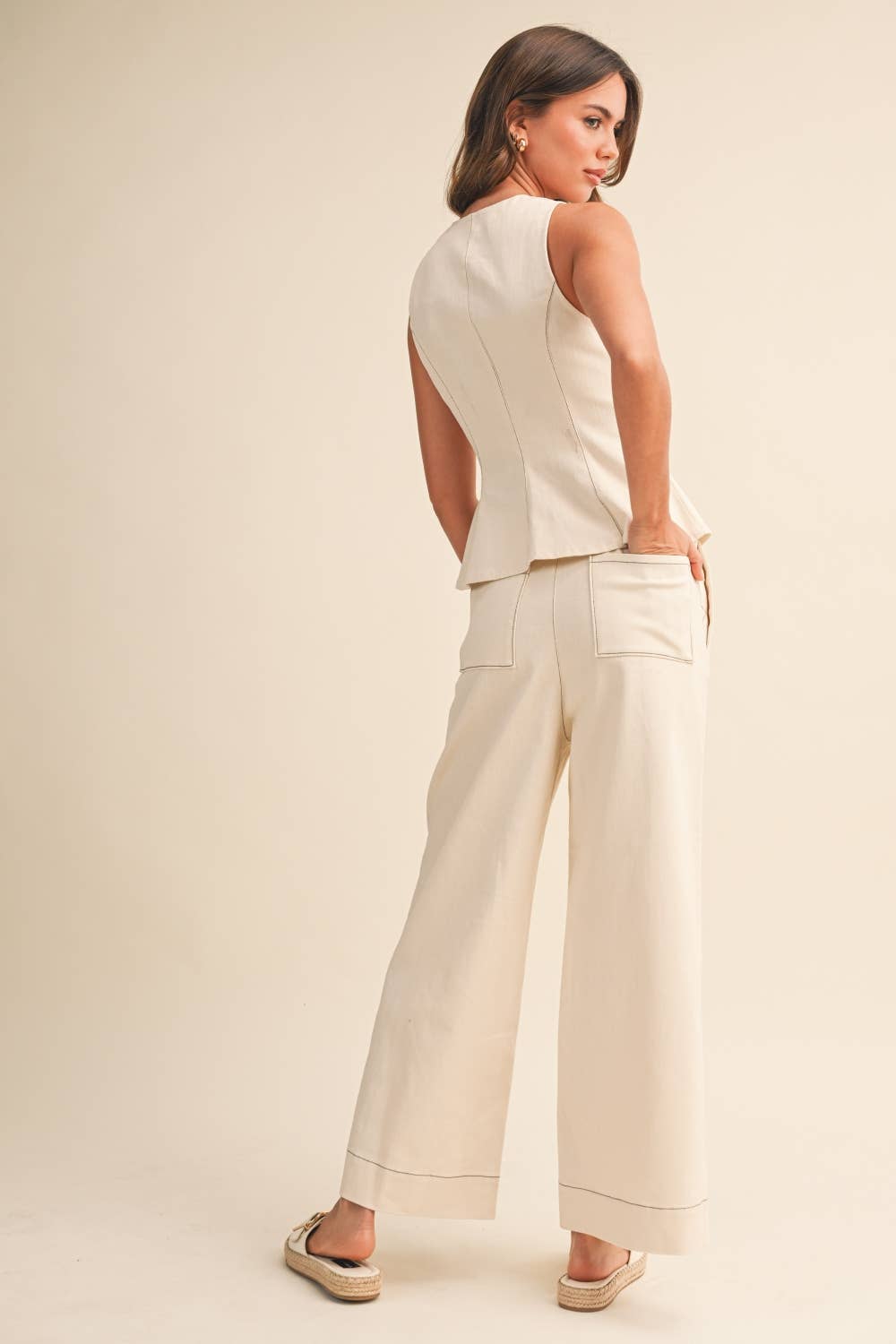 IST6309 SLEEVELESS VEST JACKET AND STRAIGHT FIT PANTS SET