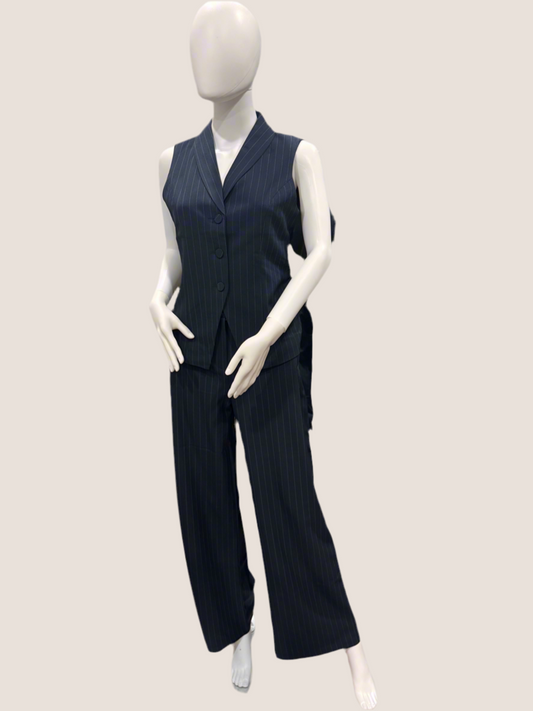 Lina sleeveless Suit